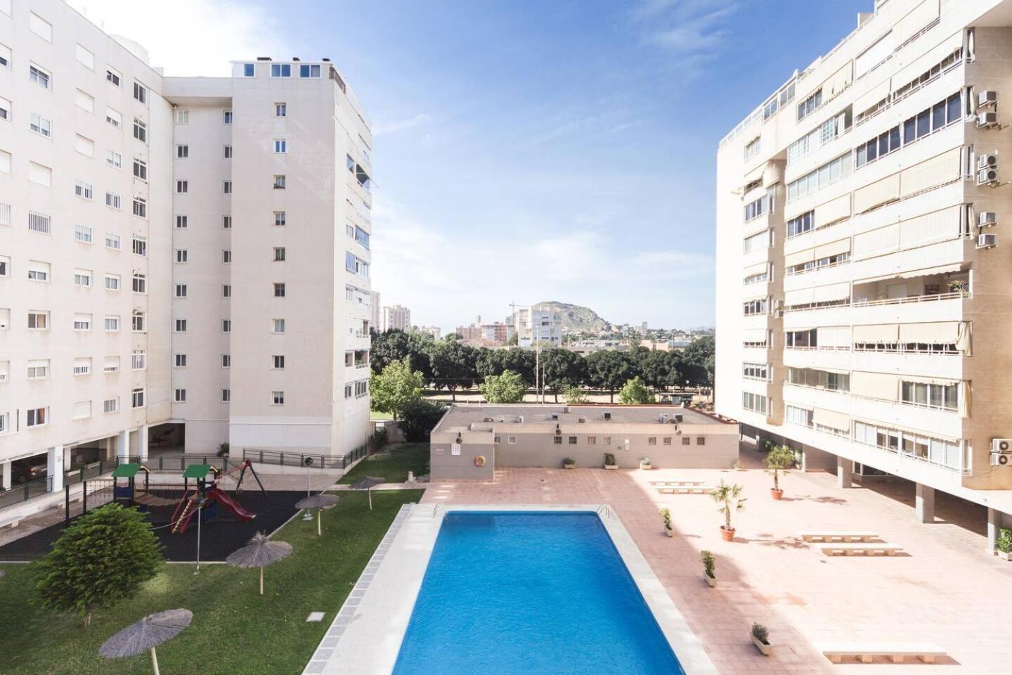 Golf Lucentum Apartment Alicante Bagian luar foto